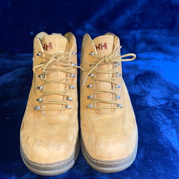 Helly Hansen Other - helly hansen men's berthed 3 boot